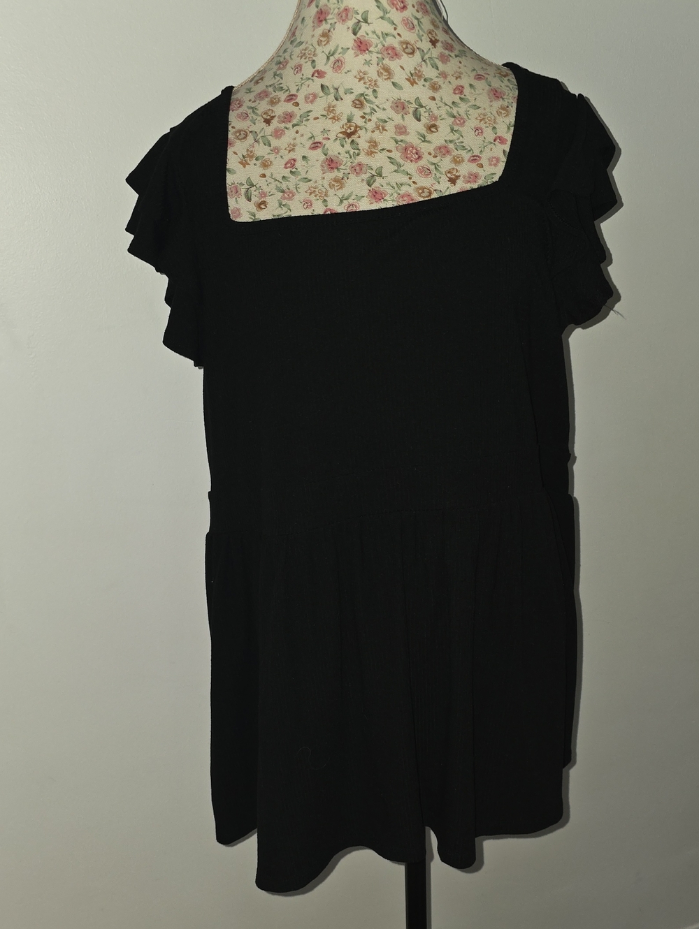 torrid Black Ruffle-Sleeve Tank Top